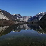 Marie B Hallstatt