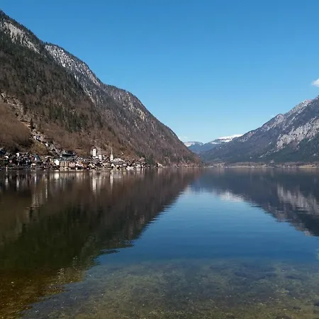 Marie B Daire Hallstatt
